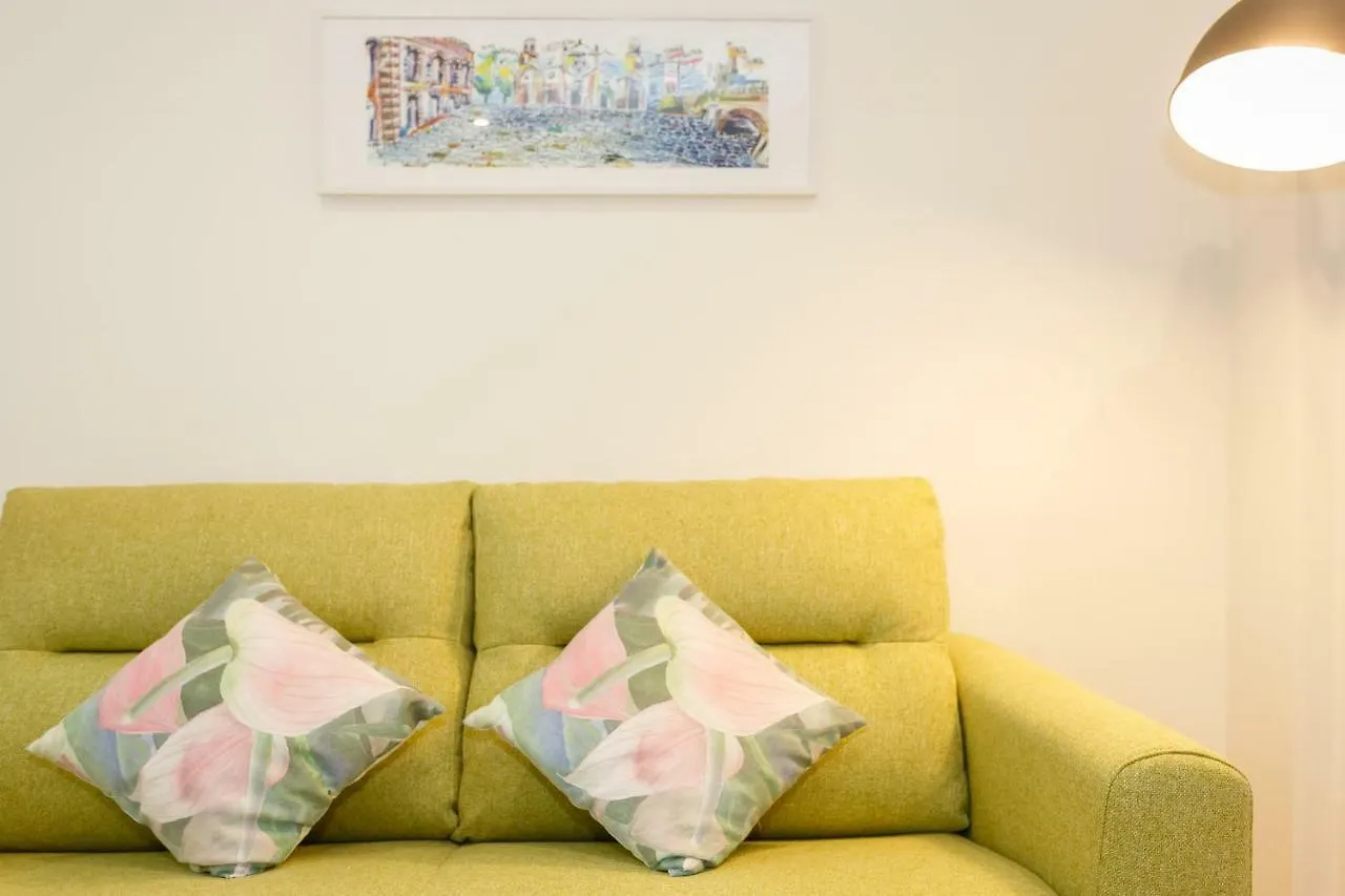 Apartment La Sorpresa Del Genoves By Cadiz4Rentals